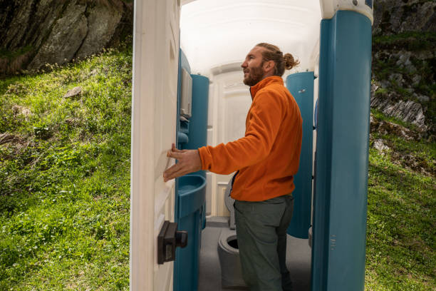 Best Portable restroom trailer rental  in Clarion, PA